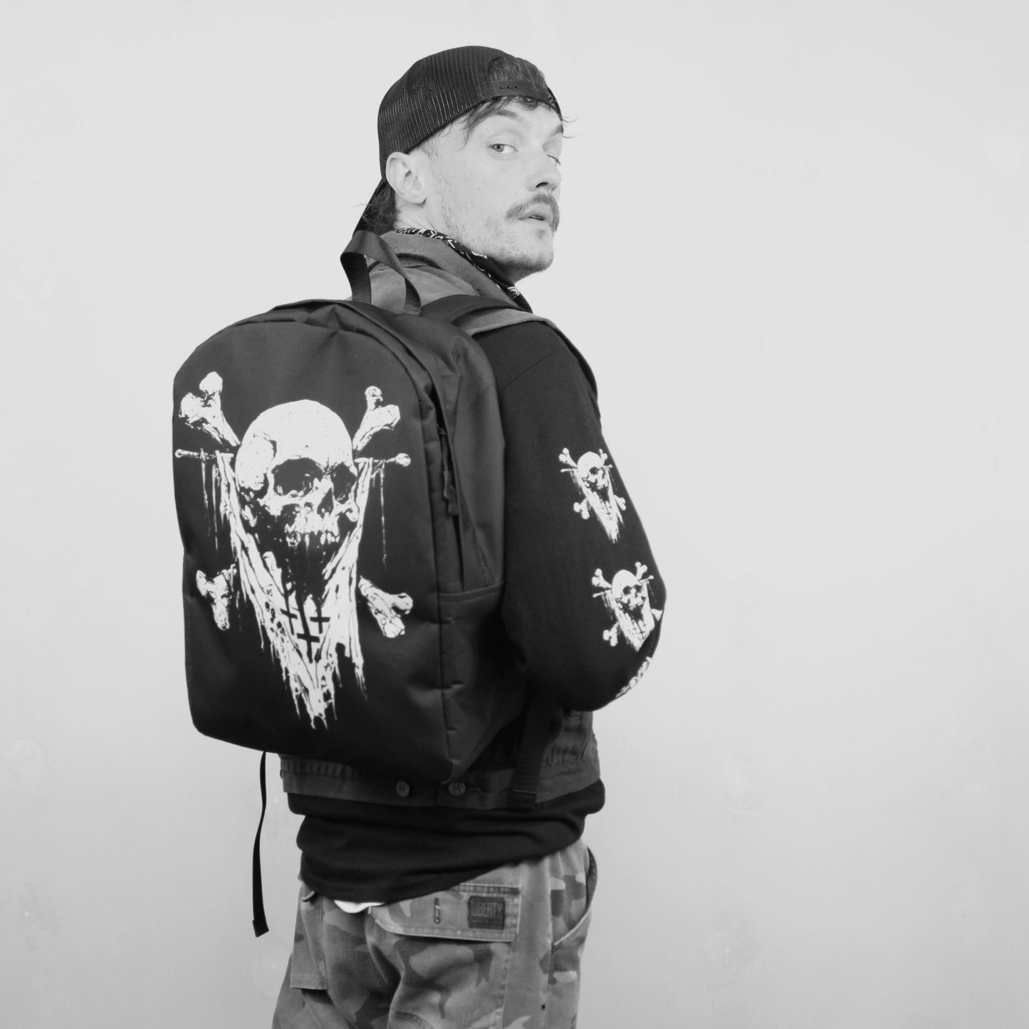 Joli Rouge White Label Minimalist Backpack